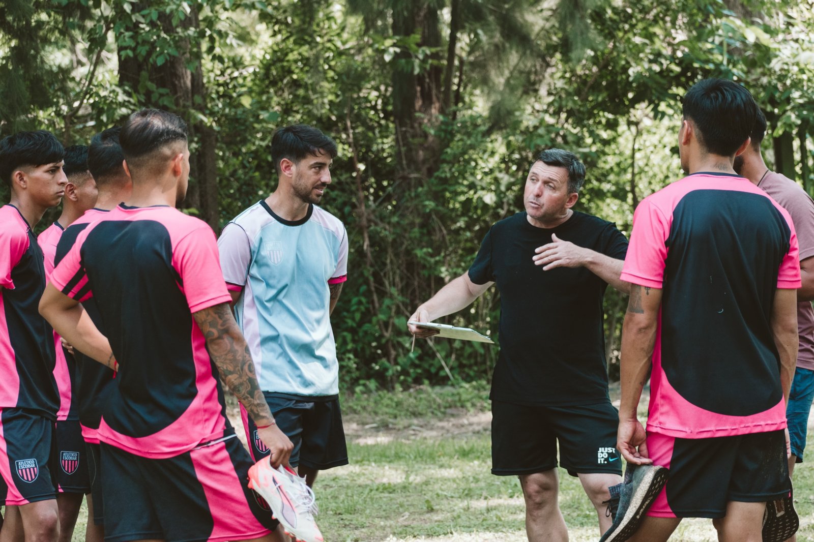 Con nuevo DT, Atlético Escobar enfrentará a Las Malvinas, de La Plata, por la segunda ronda del Torneo Federal Regional Amateur
